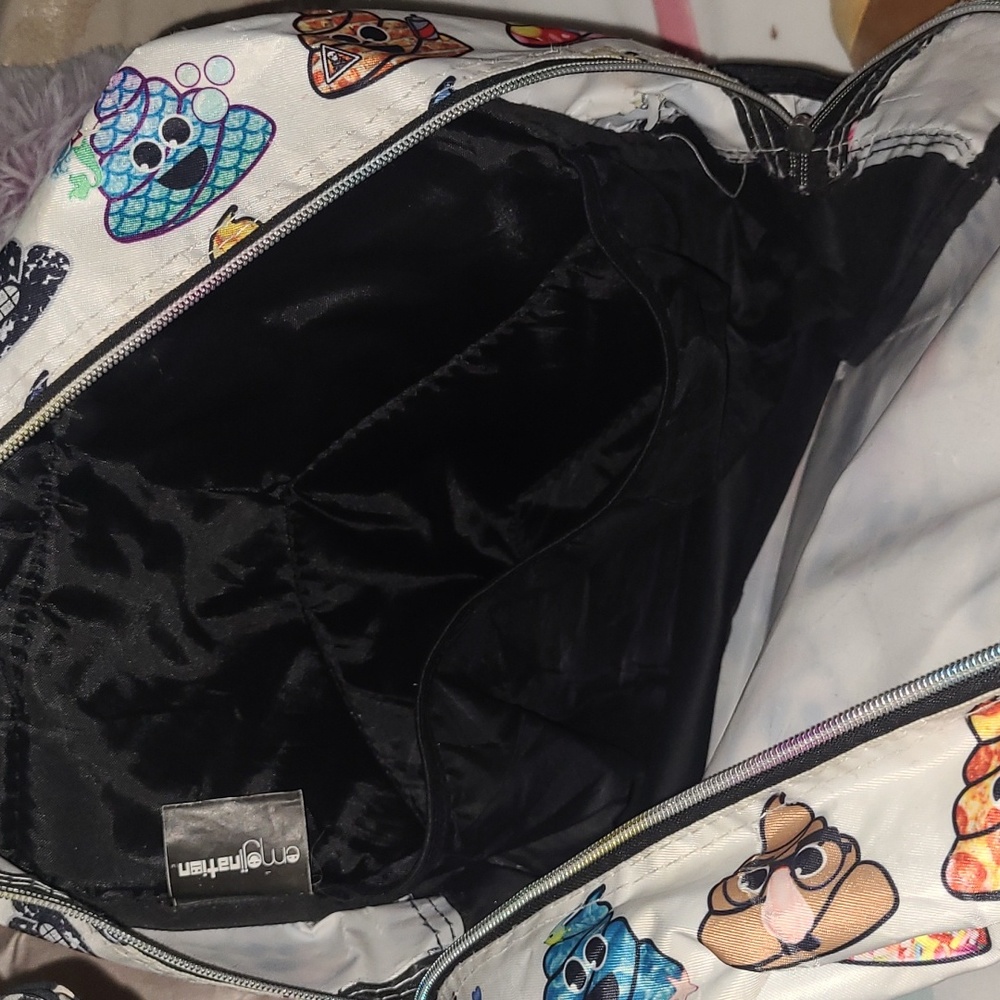 Poop emojes back pack - Picture 5 of 6